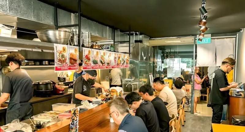 Fortune Centre, 190 190, Beach Road / Bugis / Rochor, 750 sqft, Food & Beverage For Rent, by Ssharon Loh, 500281805 - CommercialGuru.com.sg