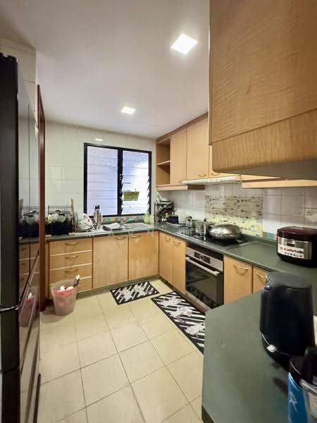 Woodsvale, 5 Woodlands Drive 72, Admiralty / Woodlands, 3 Bedrooms, 1,281 sqft, Condominium For Sale, by Marn Lee, 500281809 - Kitchen - PropertyGuru.com.sg