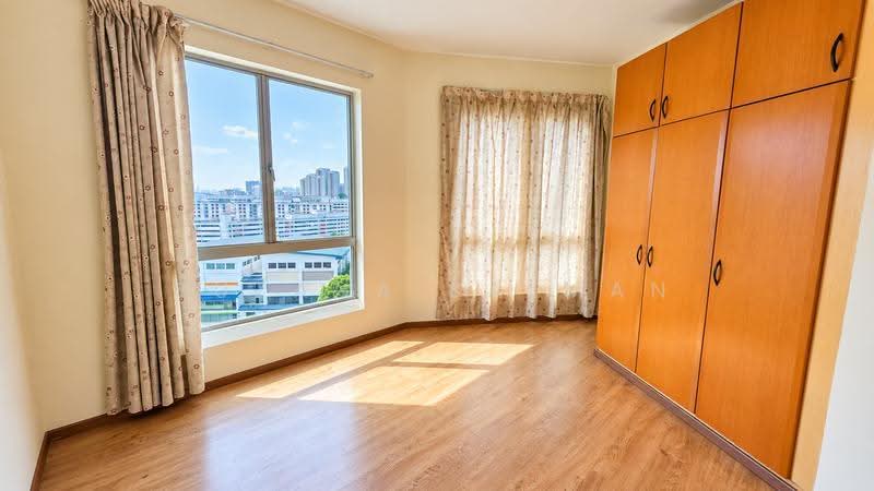 Guilin View, 28 Bukit Batok Street 52, Dairy Farm / Bukit Panjang / Choa Chu Kang, 4 Bedrooms, 1,528 sqft, Condominium For Sale, by Suzana Salman, 500281812 - View - PropertyGuru.com.sg