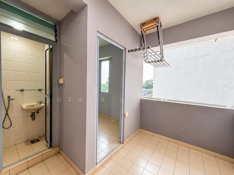 Guilin View, 28 Bukit Batok Street 52, Dairy Farm / Bukit Panjang / Choa Chu Kang, 4 Bedrooms, 1,528 sqft, Condominium For Sale, by Suzana Salman, 500281812 - Bathroom - PropertyGuru.com.sg