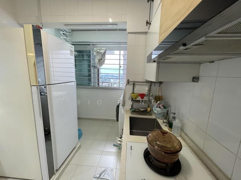312C Clementi Avenue 4, 312C Clementi Avenue 4, Buona Vista / West Coast / Clementi New Town, 3 Bedrooms, 1,001 sqft, HDB Flat For Sale, by Rio Pang, 500281848 - Kitchen/Yard - PropertyGuru.com.sg
