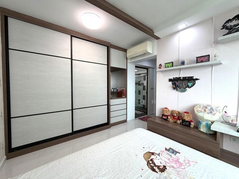 468A Fernvale Link, 468A Fernvale Link, Seletar / Yio Chu Kang, 4 Bedrooms, 1,216 sqft, HDB Flat For Sale, by Kaven Oh, 500281849 - Main Bedroom - PropertyGuru.com.sg