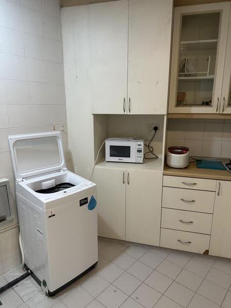 The Plaza, 7500A Beach Road, Beach Road / Bugis / Rochor, 3 Bedrooms, 1,636 sqft, Apartment For Sale, by Ken Chng, 500281855 - Kitchen - PropertyGuru.com.sg