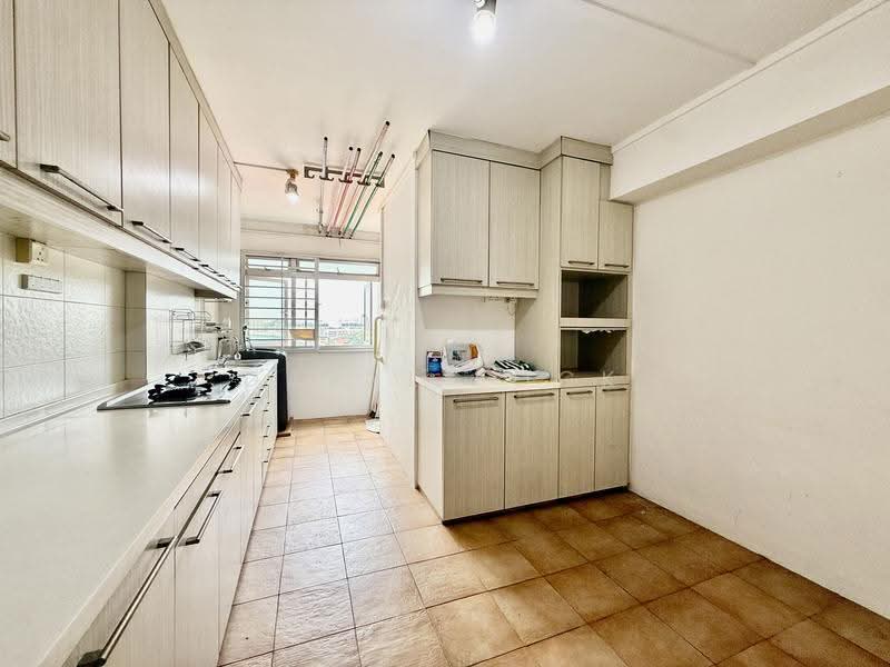 25 Chai Chee Road, 25 Chai Chee Road, Bedok / Upper East Coast, 3 Bedrooms, 1,120 sqft, HDB Flat For Rent, by Daryl Lock, 500281866 - Kitchen - PropertyGuru.com.sg