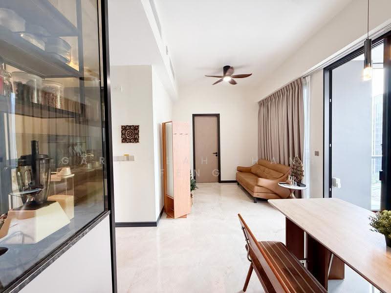Perfect Ten, 323 Bukit Timah Road, Tanglin / Holland / Bukit Timah, 2 Bedrooms, 786 sqft, Condominium For Rent, by Gary Seah Zhang Feng, 500281873 - Living Room - PropertyGuru.com.sg