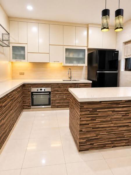 **LANDED7772@** D19 Kovan Renovated Home Near Amenities, Hougang / Punggol / Sengkang, 4 Bedrooms, 2,700 sqft, Terraced House For Sale, by Geryl Lim, 500281883 - Kitchen - PropertyGuru.com.sg