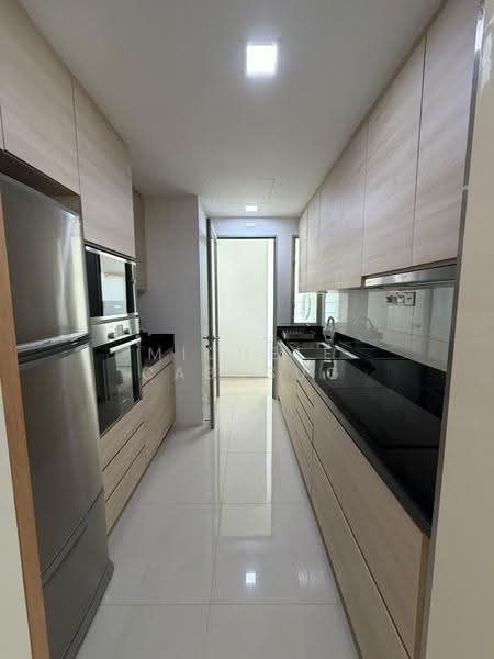 Riveredge, 21 Sampan Place, East Coast / Marine Parade, 2 Bedrooms, 1,012 sqft, Condominium For Sale, by Michele Cabasug, 500281888 - Kitchen - PropertyGuru.com.sg
