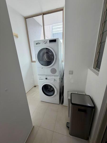 Riveredge, 21 Sampan Place, East Coast / Marine Parade, 2 Bedrooms, 1,012 sqft, Condominium For Sale, by Michele Cabasug, 500281888 - PropertyGuru.com.sg