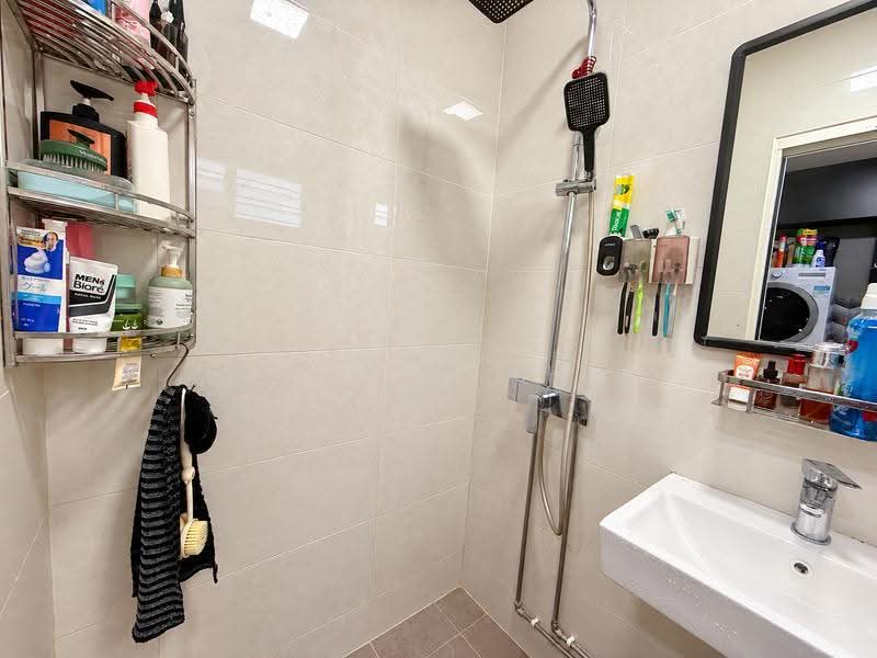 902 Jurong West Street 91, 902 Jurong West Street 91, Boon Lay / Jurong / Tuas, 3 Bedrooms, 1,120 sqft, HDB Flat For Sale, by Faizal Rahim, 500281900 - Bathroom - PropertyGuru.com.sg