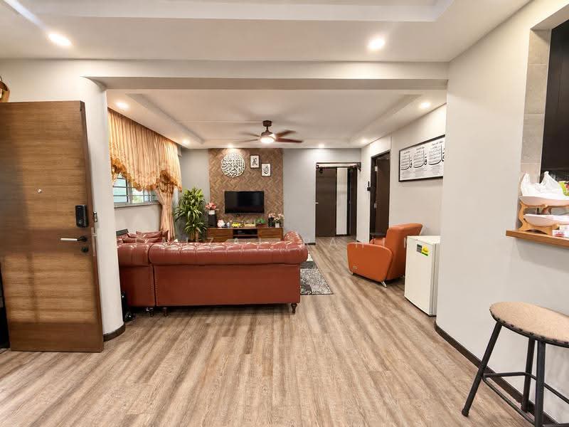 902 Jurong West Street 91, 902 Jurong West Street 91, Boon Lay / Jurong / Tuas, 3 Bedrooms, 1,120 sqft, HDB Flat For Sale, by Faizal Rahim, 500281900 - Living Room - PropertyGuru.com.sg