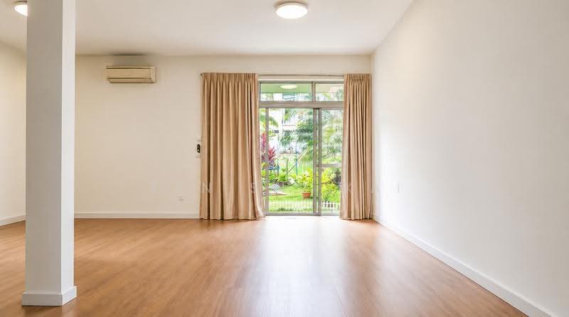 Rare Well Sized 3 Storey Terrace with Great Privacy. Mins Walk to MRT., Shelford Road, Newton / Novena, 4 Bedrooms, 3,000 sqft, Terraced House For Sale, by Tan Shi Kai, 500281907 - PropertyGuru.com.sg