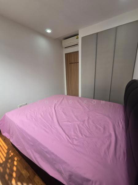 Twin Fountains, 17 Woodlands Avenue 6, Admiralty / Woodlands, 4 Bedrooms, 1,270 sqft, Condominium For Rent, by Dennis Koh, 500281910 - Bedroom - PropertyGuru.com.sg