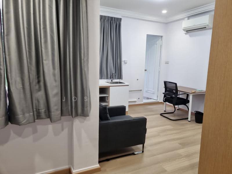 Eastern Lagoon I, 214 Upper East Coast Road, Bedok / Upper East Coast, Studio, 400 sqft, Condominium For Rent, by Joshua Loo, 500281924 - Living Room - PropertyGuru.com.sg