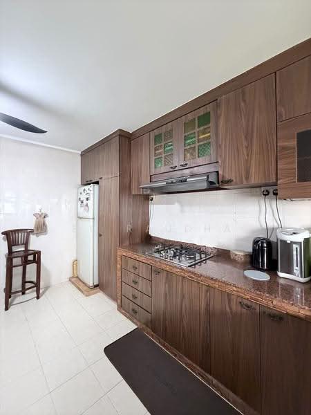 530 Jurong West Street 52, 530 Jurong West Street 52, Boon Lay / Jurong / Tuas, 2 Bedrooms, 882 sqft, HDB Flat For Sale, by SQ Raudha, 500281965 - Kitchen - PropertyGuru.com.sg