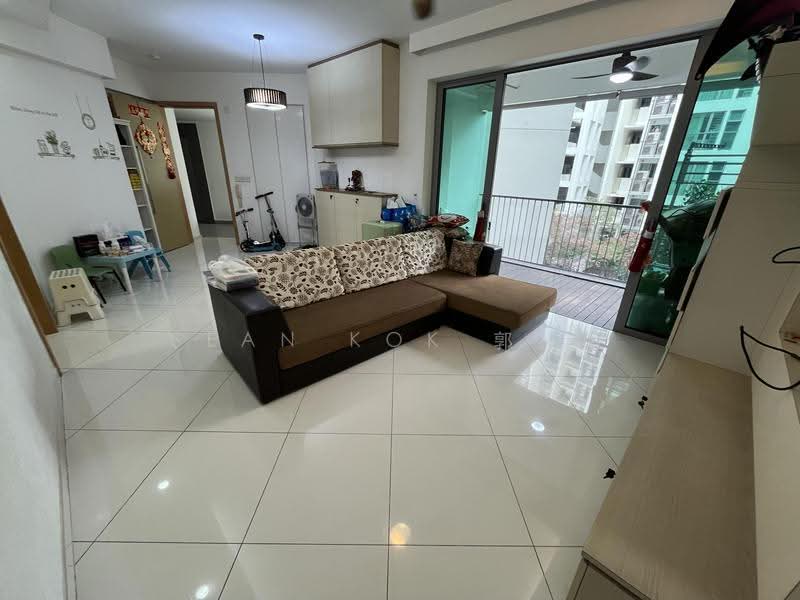 Eight Courtyards, 2 Canberra Drive, Sembawang / Yishun, 3 Bedrooms, 1,087 sqft, Condominium For Sale, by Sean Kok 郭兆南, 500281969 - Living Room - PropertyGuru.com.sg