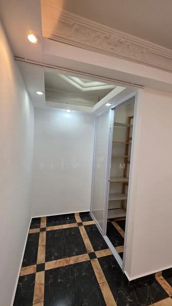 Bukit Timah Shopping Centre, 170 Upper Bukit Timah Road, Clementi Park / Upper Bukit Timah, 183 sqft, Mall Shop For Rent, by Leow Siew Kim, 500281992 - Interior - CommercialGuru.com.sg