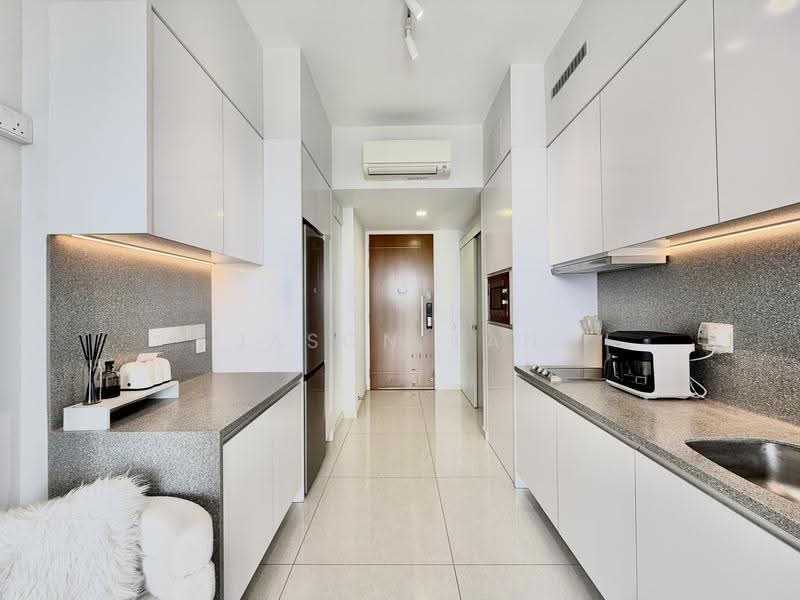 Kovan Regency, 2 Kovan Rise, Hougang / Punggol / Sengkang, 2 Bedrooms, 689 sqft, Condominium For Sale, by Jason Tan, 500281995 - Kitchen - PropertyGuru.com.sg