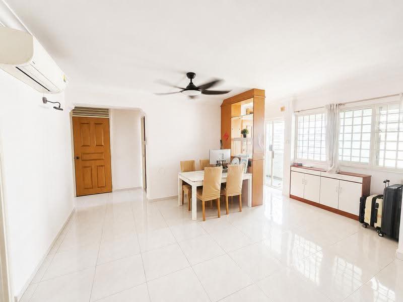 431 Choa Chu Kang Avenue 4, 431 Choa Chu Kang Avenue 4, Dairy Farm / Bukit Panjang / Choa Chu Kang, 3 Bedrooms, 1,119 sqft, HDB Flat For Sale, by Joy Lai, 500282000 - Dining Room - PropertyGuru.com.sg