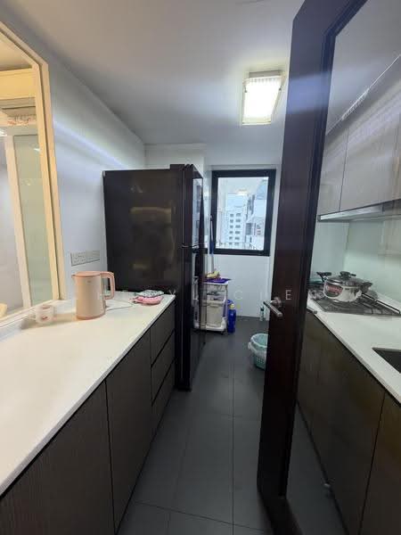 Riverparc Residence, 90 Punggol Drive, Hougang / Punggol / Sengkang, 3 Bedrooms, 1,200 sqft, Condominium For Rent, by Cheryl Chen, 500282004 - Kitchen - PropertyGuru.com.sg