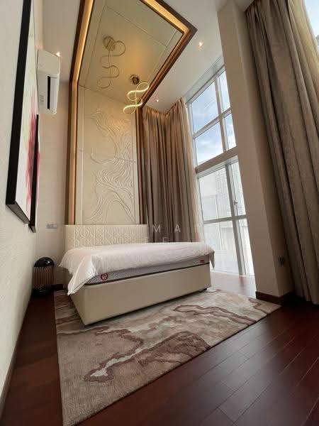 Queens Peak, 1 Dundee Road, Alexandra / Commonwealth, 5 Bedrooms, 4,715 sqft, Condominium For Sale, by Ann Marie Ee, 500282015 - Master Bedroom - PropertyGuru.com.sg