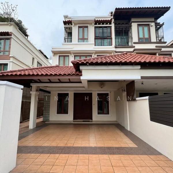 Pavilion Park, Pavilion Circle, Dairy Farm / Bukit Panjang / Choa Chu Kang, 5 Bedrooms, 3,200 sqft, Semi-Detached House For Sale, by Lina Hasan, 500282016 - Frontage - PropertyGuru.com.sg