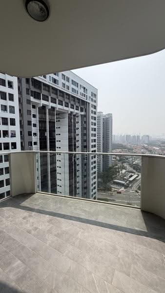 Coastline Residences, 7 Amber Road, East Coast / Marine Parade, 3 Bedrooms, 1,109 sqft, Condominium For Sale, by Cheryl Chen, 500282031 - Balcony - PropertyGuru.com.sg
