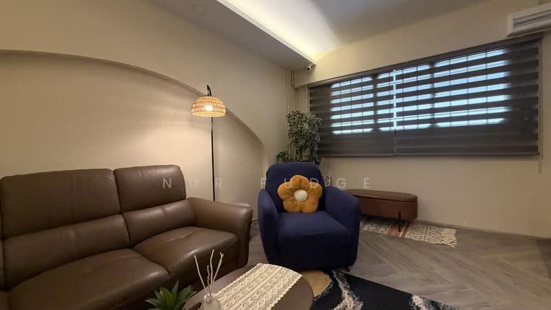 225 Tampines Street 23, 225 Tampines Street 23, Pasir Ris / Tampines, 2 Bedrooms, 786 sqft, HDB Flat For Sale, by Nur Fudge, 500282068 - Living Room - PropertyGuru.com.sg