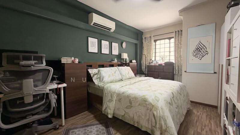 225 Tampines Street 23, 225 Tampines Street 23, Pasir Ris / Tampines, 2 Bedrooms, 786 sqft, HDB Flat For Sale, by Nur Fudge, 500282068 - Bedroom - PropertyGuru.com.sg