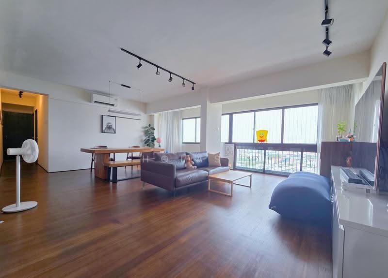 Laguna Park, 5000E Marine Parade Road, East Coast / Marine Parade, 3 Bedrooms, 1,615 sqft, Condominium For Sale, by Nicholas Lim, 500282084 - Living Room - PropertyGuru.com.sg