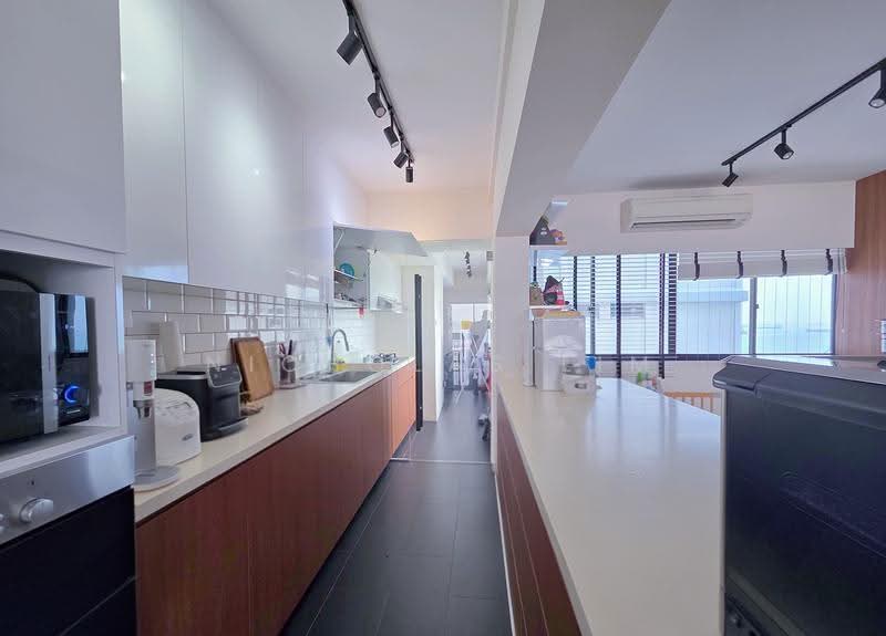 Laguna Park, 5000E Marine Parade Road, East Coast / Marine Parade, 3 Bedrooms, 1,615 sqft, Condominium For Sale, by Nicholas Lim, 500282084 - Kitchen - PropertyGuru.com.sg