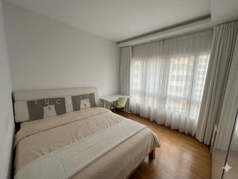 The Mayfair, 1 Jurong East Street 32, Boon Lay / Jurong / Tuas, 3 Bedrooms, 1,227 sqft, Condominium For Rent, by Lucy Tan Loo Sie, 500282087 - Bedroom - PropertyGuru.com.sg