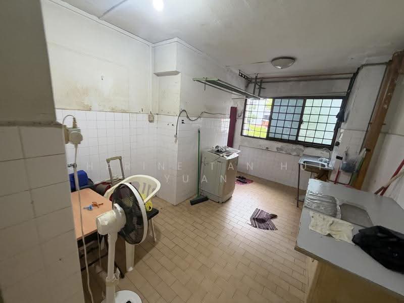 503 Bukit Batok Street 52, 503 Bukit Batok Street 52, Dairy Farm / Bukit Panjang / Choa Chu Kang, 2 Bedrooms, 689 sqft, HDB Flat For Sale, by Sharine Tan Hui Yuan, 500282094 - Kitchen - PropertyGuru.com.sg