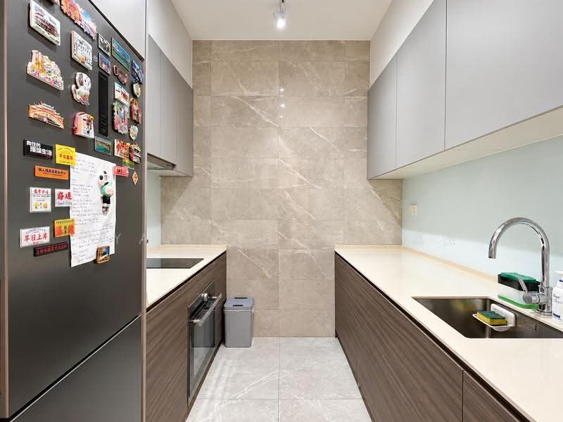 Stirling Residences, 23 Stirling Road, Alexandra / Commonwealth, 2 Bedrooms, 678 sqft, Condominium For Sale, by Ryan Lee KK 李嘉杰, 500282103 - Kitchen - PropertyGuru.com.sg