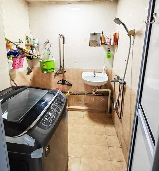 People's Park Centre, 101B Upper Cross Street, Boat Quay / Raffles Place / Marina, 4 Bedrooms, 1,517 sqft, Apartment For Sale, by Pedro Chuang, 500282112 - Bathroom - PropertyGuru.com.sg