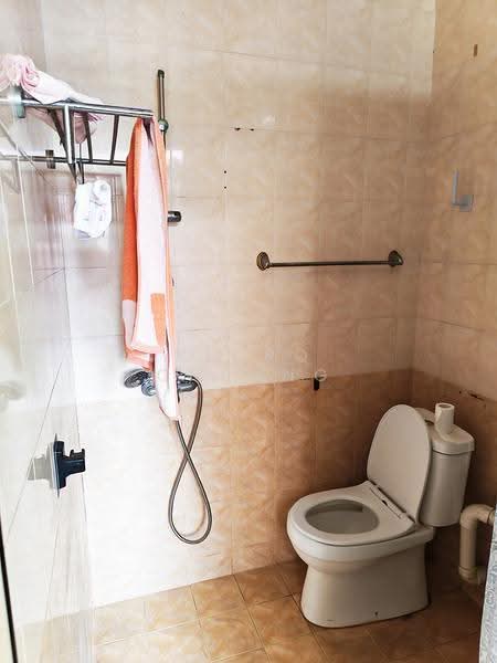 People's Park Centre, 101B Upper Cross Street, Boat Quay / Raffles Place / Marina, 4 Bedrooms, 1,517 sqft, Apartment For Sale, by Pedro Chuang, 500282112 - Bathroom - PropertyGuru.com.sg