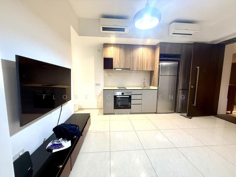 Forest Woods, Hougang / Punggol / Sengkang, 2 Bedrooms, 603 sqft, Condominium For Sale, by Florence Zheng Zhen, 500282116 - Kitchen - PropertyGuru.com.sg