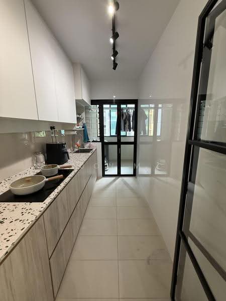 419D Northshore Drive, 419D Northshore Drive, Hougang / Punggol / Sengkang, 3 Bedrooms, 1,011 sqft, HDB Flat For Sale, by Jon M, 500282118 - Kitchen - PropertyGuru.com.sg