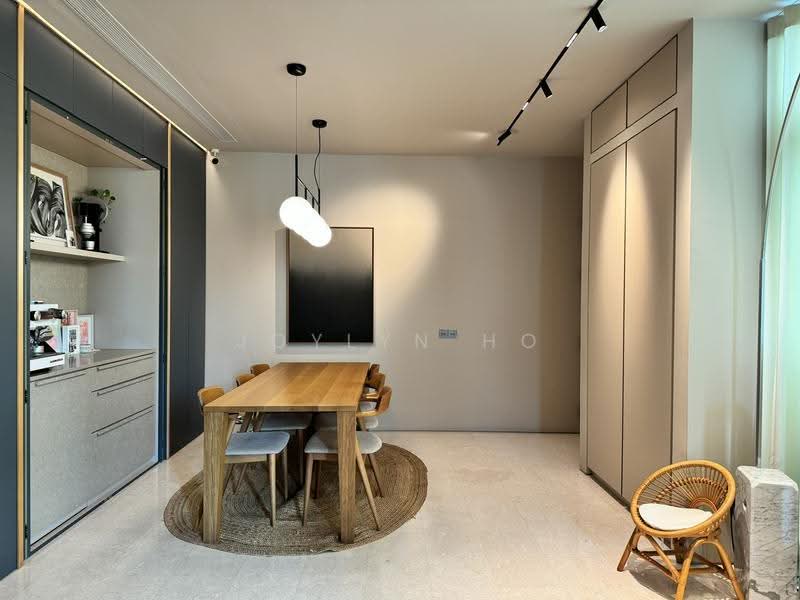 Glentrees, 11B Mount Sinai Lane, Tanglin / Holland / Bukit Timah, 4 Bedrooms, 1,991 sqft, Condominium For Sale, by Joylyn Ho, 500282120 - Dining Room - PropertyGuru.com.sg
