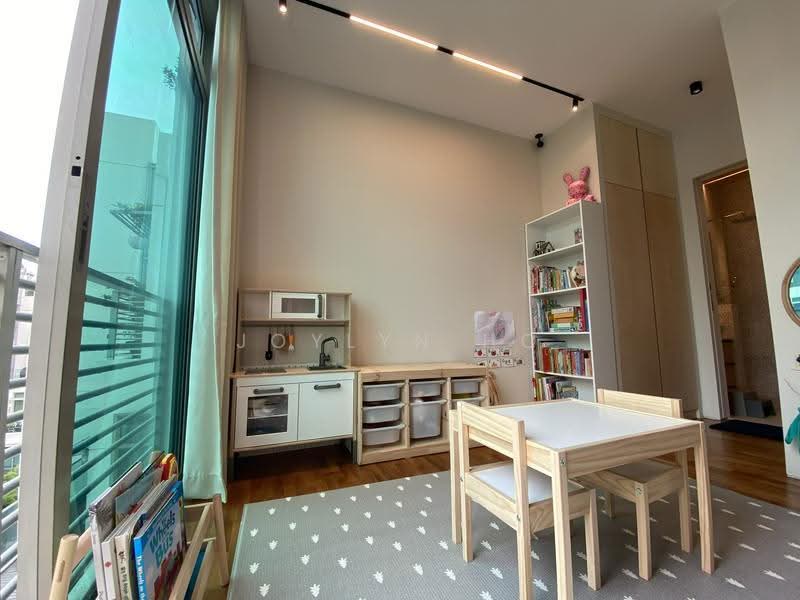 Glentrees, 11B Mount Sinai Lane, Tanglin / Holland / Bukit Timah, 4 Bedrooms, 1,991 sqft, Condominium For Sale, by Joylyn Ho, 500282120 - Living Room - PropertyGuru.com.sg