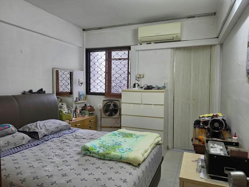 739 Yishun Avenue 5, 739 Yishun Avenue 5, Sembawang / Yishun, 2 Bedrooms, 721 sqft, HDB Flat For Sale, by Ada Lee, 500282134 - Bedroom - PropertyGuru.com.sg