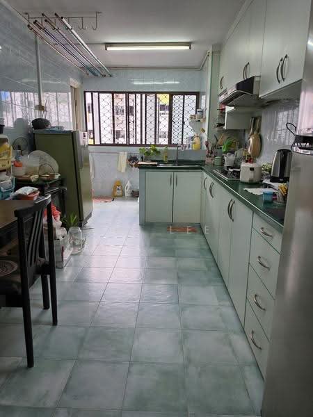 739 Yishun Avenue 5, 739 Yishun Avenue 5, Sembawang / Yishun, 2 Bedrooms, 721 sqft, HDB Flat For Sale, by Ada Lee, 500282134 - Kitchen - PropertyGuru.com.sg
