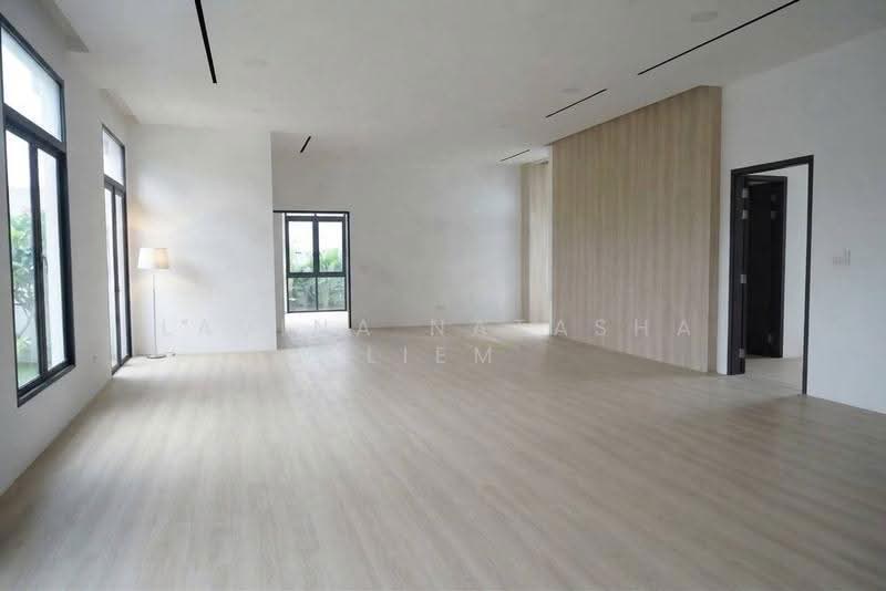 Hillcrest Villa, 1U Hillcrest Road, Newton / Novena, 4 Bedrooms, 3,100 sqft, Cluster House For Sale, by Lavina Natasha Liem, 500282167 - Living Room - PropertyGuru.com.sg