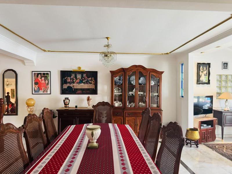 Juicy Plot! Live In Or Rebuild｜自住或重建皆宜 8321.8433, Seletar / Yio Chu Kang, 5 Bedrooms, 5,000 sqft, Semi-Detached House For Sale, by Yee Wei Ng, 500282170 - Dining Room - PropertyGuru.com.sg