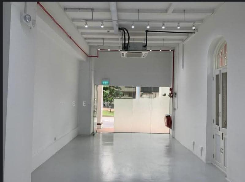 L1 Corner FnB Space @ Maxwell/Tanjong Pagar Vicinity | Strong Visibility, Chinatown / Tanjong Pagar, 1,198 sqft, Food & Beverage For Rent, by Sean Pang, 500282183 - Entrance - CommercialGuru.com.sg