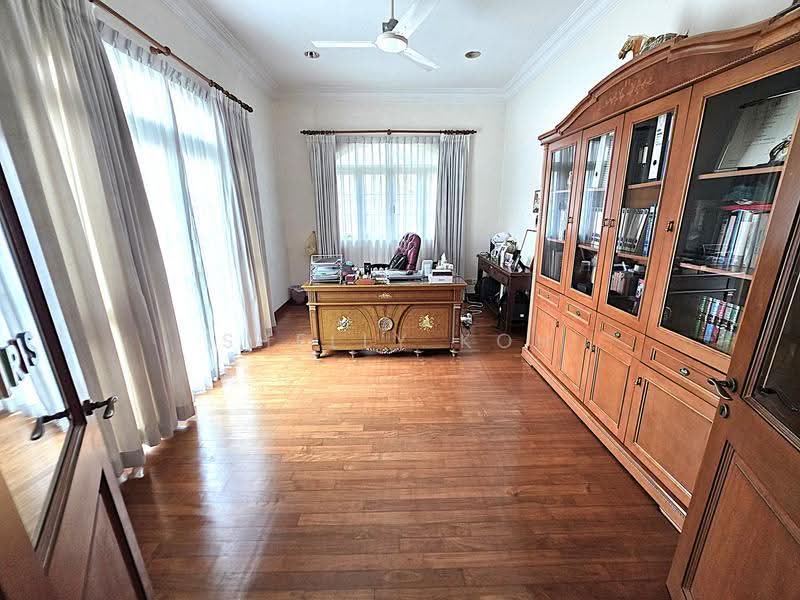 Seletar Hills Estate | Freehold Bungalow | 10,030sqft Land | D28, Seletar Hills Estate, Seletar / Yio Chu Kang, 6 Bedrooms, 6,000 sqft, Bungalow House For Sale, by Shelly Koh, 500282234 - Study - PropertyGuru.com.sg