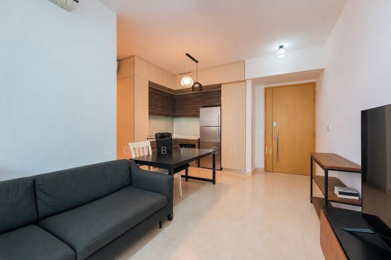 Commonwealth Towers, 232 Commonwealth Avenue, Alexandra / Commonwealth, 2 Bedrooms, 689 sqft, Condominium For Sale, by Bobby Chen, 500282238 - Living Room - PropertyGuru.com.sg