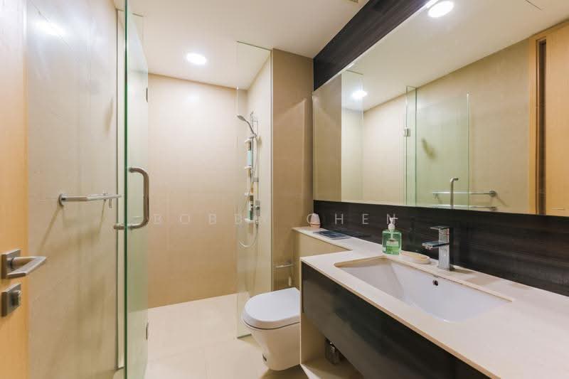 Commonwealth Towers, 232 Commonwealth Avenue, Alexandra / Commonwealth, 2 Bedrooms, 689 sqft, Condominium For Sale, by Bobby Chen, 500282238 - Bathroom - PropertyGuru.com.sg