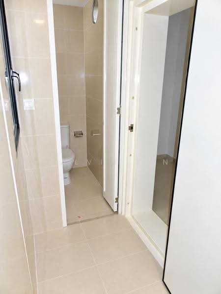 Hedges Park Condominium, 71 Flora Drive, Changi Airport / Changi Village, 4 Bedrooms, 1,539 sqft, Condominium For Sale, by Calvin Tan, 500282251 - Bathroom - PropertyGuru.com.sg