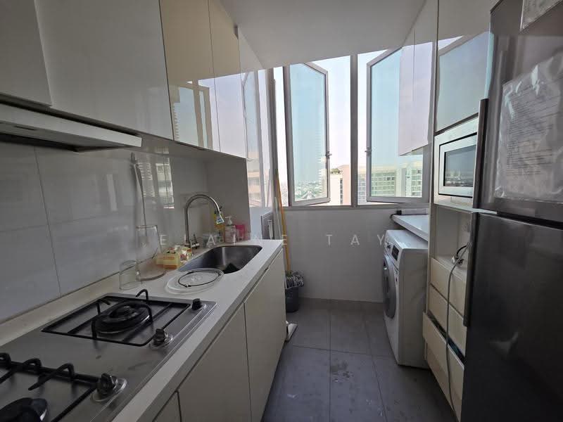 Moda, 42 East Coast Road, East Coast / Marine Parade, Room Rental, 90 sqft, Apartment For Rent, by Elaine Tay, 500282255 - Kitchen - PropertyGuru.com.sg