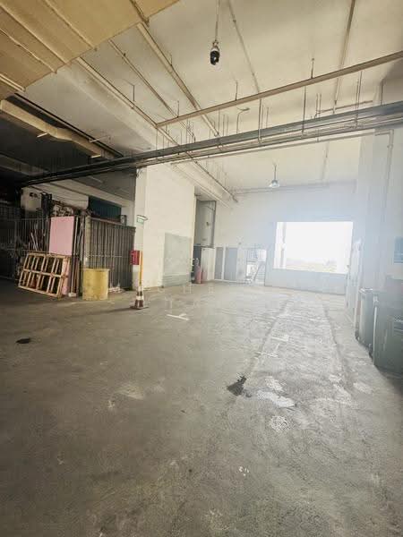Wcega Plaza, 1 Bukit Batok Crescent, Dairy Farm / Bukit Panjang / Choa Chu Kang, 2,411 sqft, Light Industrial (B1) For Rent, by Michelle Tan, 500282262 - Exterior - CommercialGuru.com.sg